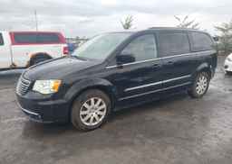2015 CHRYSLER TOWN & COUNTRY