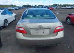 2007 TOYOTA CAMRY LE