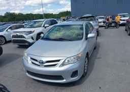 2013 TOYOTA COROLLA S