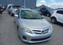2013 TOYOTA COROLLA S