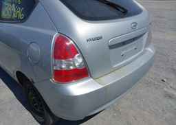 2010 HYUNDAI ACCENT GL