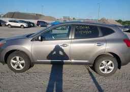 2013 NISSAN ROGUE S