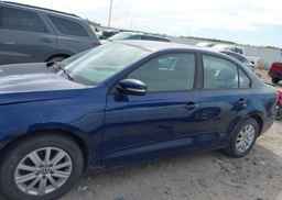 2011 VOLKSWAGEN JETTA 2.0L COMFORTLINE