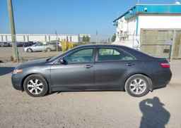 2008 TOYOTA CAMRY LE