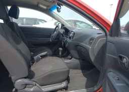 2010 HYUNDAI ACCENT GL