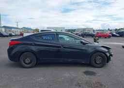 2013 HYUNDAI ELANTRA GL