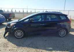 2017 KIA RONDO EX