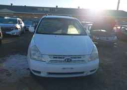 2010 KIA SEDONA LX
