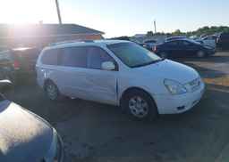 2010 KIA SEDONA LX