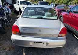 2001 HYUNDAI SONATA GL