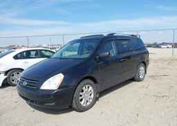 2010 KIA SEDONA EX