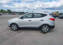 2011 HYUNDAI TUCSON GL