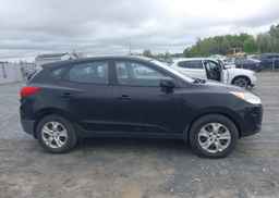 2013 HYUNDAI TUCSON GL