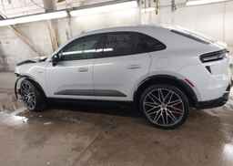 2025 PORSCHE MACAN TURBO