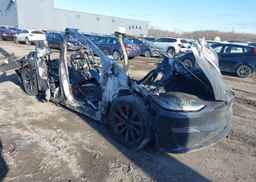 2023 TESLA MODEL X PLAID