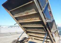 2011 KAUFMAN TRAILERS CARGO TRAILER