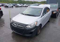 2013 HYUNDAI ACCENT