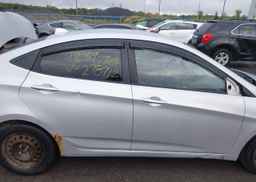2013 HYUNDAI ACCENT