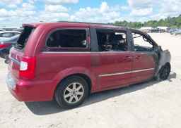 2012 CHRYSLER TOWN & COUNTRY TOURING