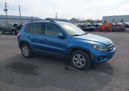 2017 VOLKSWAGEN TIGUAN TRENDLINE