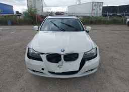 2011 BMW 323I