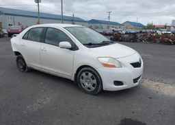 2011 TOYOTA YARIS