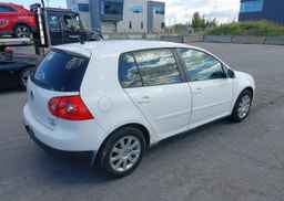 2009 VOLKSWAGEN RABBIT 5-DOOR COMFORTLINE