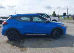 2023 NISSAN KICKS