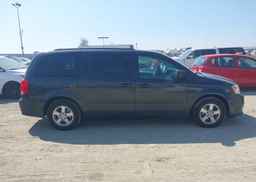 2011 DODGE GRAND CARAVAN SE