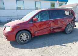 2014 CHRYSLER TOWN & COUNTRY TOURING L