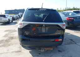 2014 MITSUBISHI OUTLANDER ES