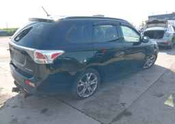 2014 MITSUBISHI OUTLANDER ES