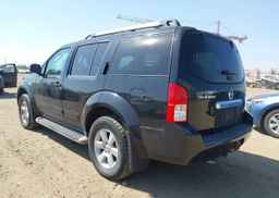 2009 NISSAN PATHFINDER SE