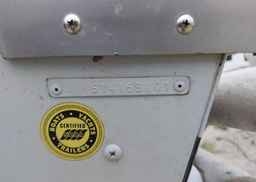 2002 EZ LOADER BOAT TRAILER & STARCRAFT BOAT