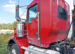 2011 KENWORTH CONSTRUCTION T800