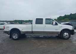 2005 FORD F-350 LARIAT