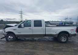 2005 FORD F-350 LARIAT