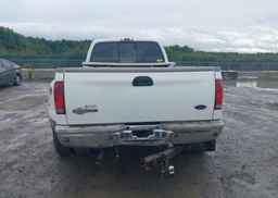2005 FORD F-350 LARIAT