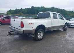 2005 FORD F-350 LARIAT