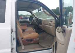 2005 FORD F-350 LARIAT