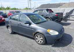 2010 HYUNDAI ACCENT GL
