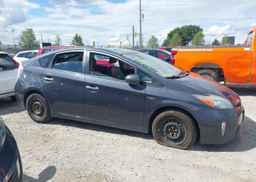 2013 TOYOTA PRIUS PLUG-IN