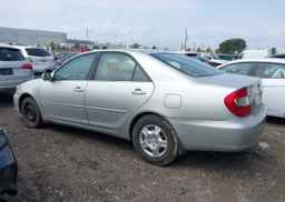 2002 TOYOTA CAMRY LE