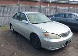 2002 TOYOTA CAMRY LE