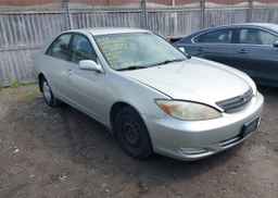 2002 TOYOTA CAMRY LE