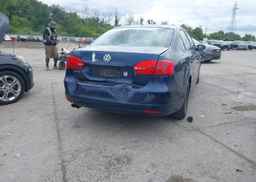2013 VOLKSWAGEN JETTA S