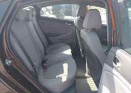 2015 HYUNDAI ACCENT GLS