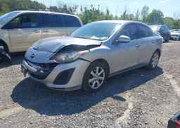 2011 MAZDA 3 I