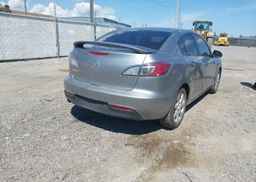 2011 MAZDA 3 I