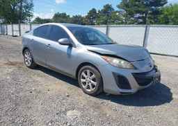 2011 MAZDA 3 I